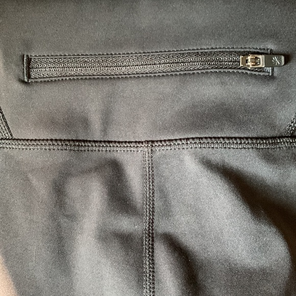 Athleta cropped leggings - Picture 5 of 9